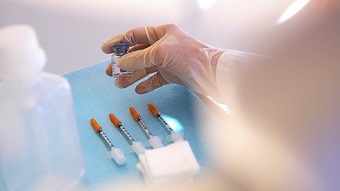 �й���ҵ����ȫ��ҽ�Ʊ����ʲ� ����һ���չ���