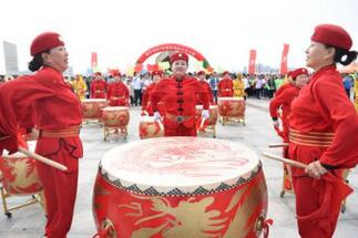 108������2016���ʻ���ԽҰ����̨վ���鿪��