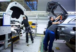 ����ƾ�ί���鴫���ذ��źţ�ǿ��֧������Ƚ��ڻ�����ʩ����