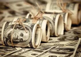 ������Ա���Ͻ���ӭ��18���ǡ�